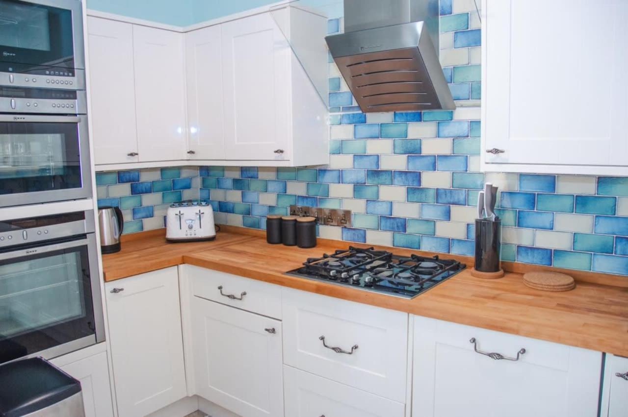 Garden Flat In Period Property Centrally Located Bath Exterior photo